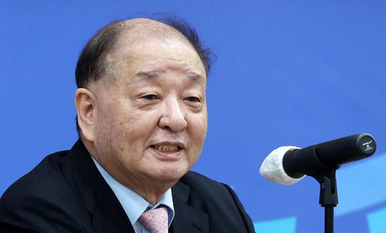 취임사 하는 강창일 민주평통자문회의 수석부의장