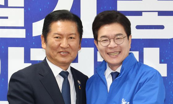 손 잡은 정청래 대표와 정원오 후보