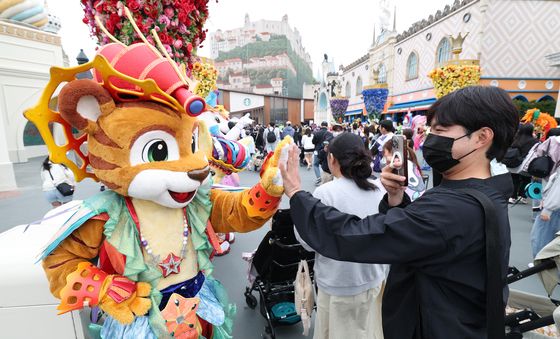 50번째 생일 맞은 에버랜드