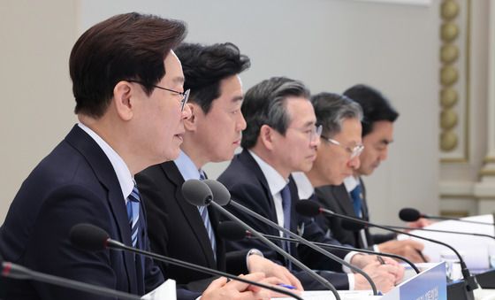 이재명 대통령, 공공·유관기관 업무보고