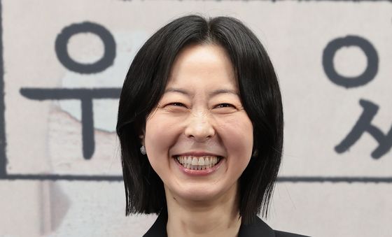 강말금, 맑은 미소