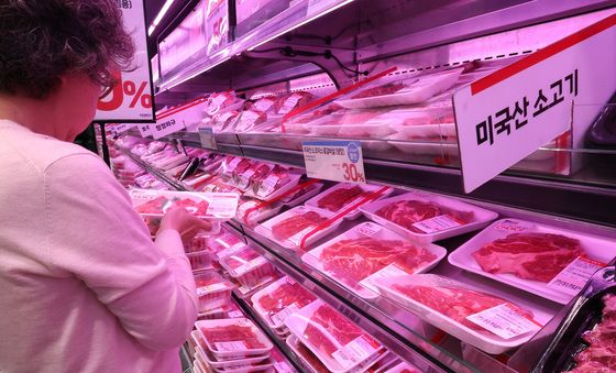 '고환율에 한우와 미국산 소고기 가격 격차 줄어'