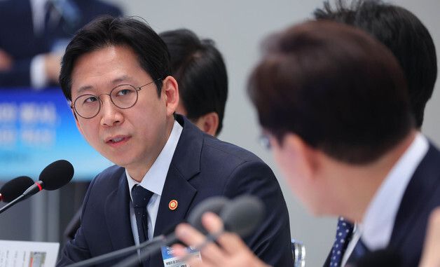 배경훈 부총리, 공공·유관기관 업무보고 발언