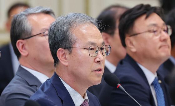 발언하는 방승찬 한국전자통신연구원장