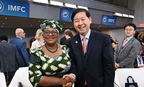 세계무역기구 사무총장 만난 구윤철 부총리