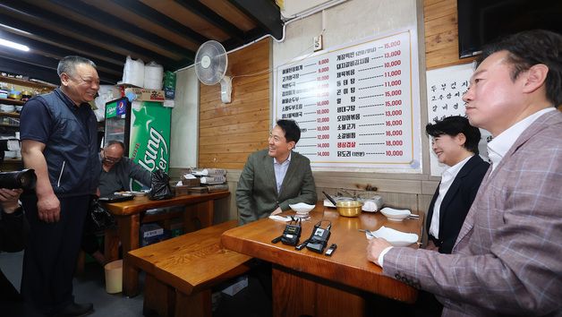 경선 펼친 윤희숙·박수민과 오찬하는 오세훈 국민의힘 서울시장 후보