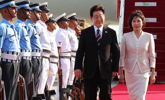 인도 국빈 방문한 이재명 대통령