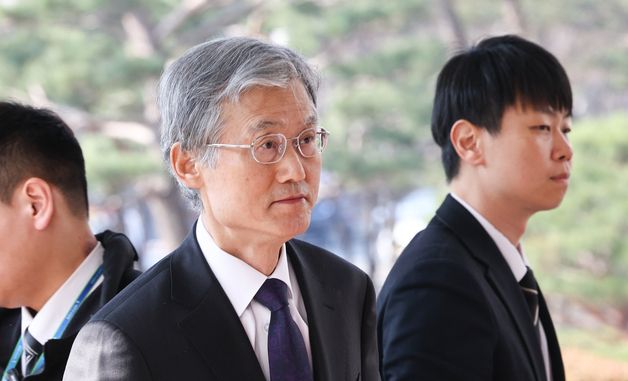 조희대 대법원장 출근길