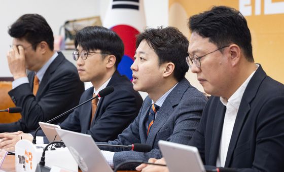 최고위원회의 모두 발언하는 이준석 개혁신당 대표