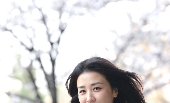 박하선, 만개한 벚꽃 미모