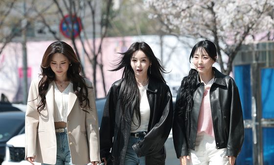 15년 만에 재결합 한 씨야