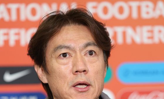 홍명보 "손흥민, 한 번도 의심한 적 없다"