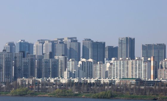 '서울 아파트 일주만에 상승폭 2배 오름폭 기록'