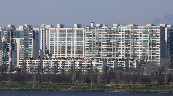 '서울 아파트 일주만에 상승폭 2배 기록'