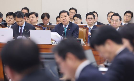 구윤철 부총리, 추경 관련 답변