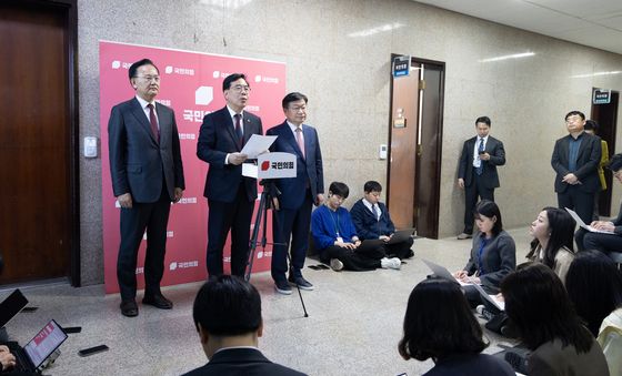 송언석 "李대통령, 전쟁 핑계 선거용 매표 추경 정치연설"