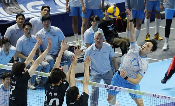 임동혁 '어림없지'