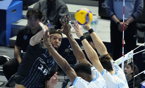 레오 '날 막아봐'