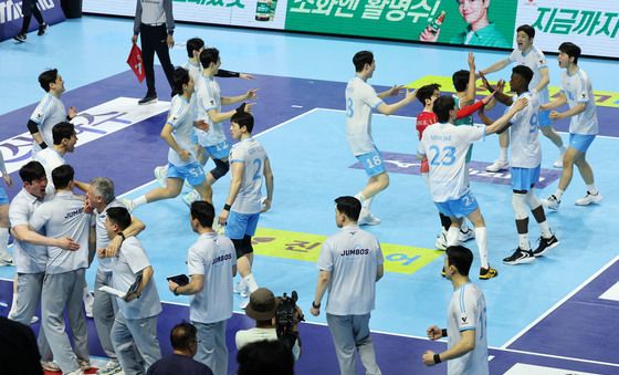 챔피언결정전 1차전 승리한 대한항공