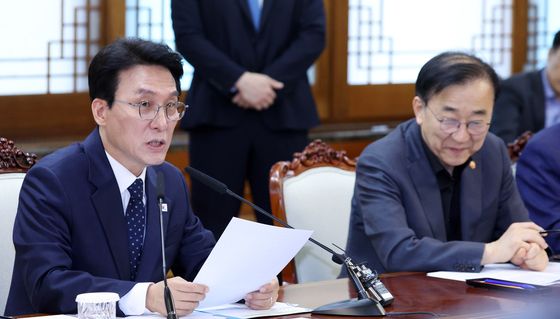 새만금·전북 대혁신 TF 2차 회의 발언하는 김민석 총리