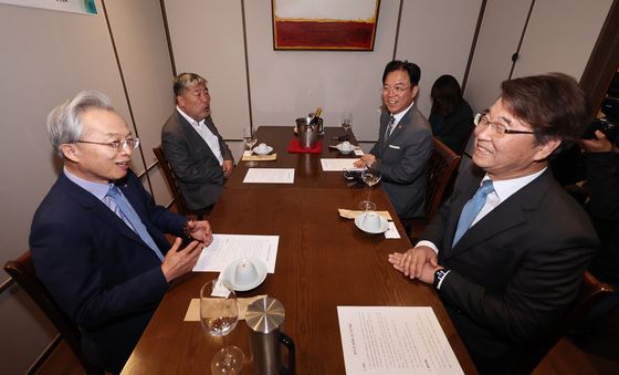 노사정 대표, 사회적대화 방향 논의