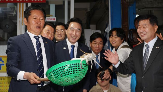 민주당 보령서 민생현장 방문