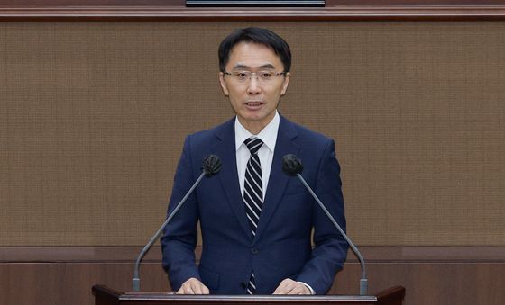 추경안 시정연설하는 김천홍 권한대행