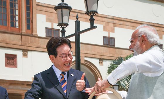 한-인도 정상, 아소카나무 공동식수