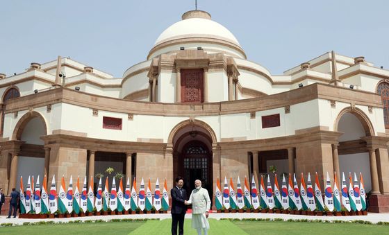 나렌드라 모디 인도 총리와 기념촬영하는 이재명 대통령