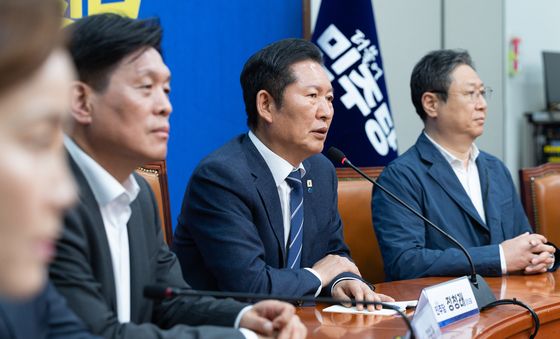 민주당 광역단체장 후보, 29일 의원직 일괄 사퇴