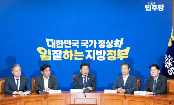 정청래 "與 광역단체장 후보 현역 의원, 29일 일괄사퇴"