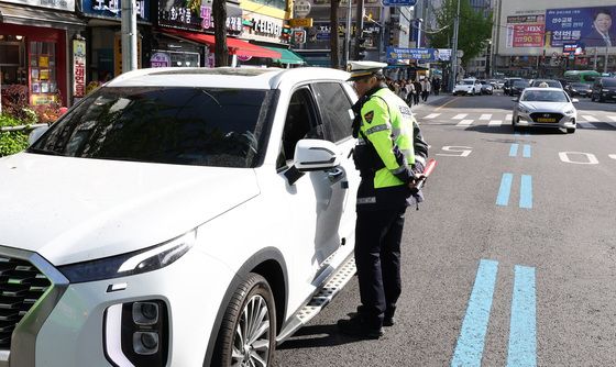 우회전 시 일시정지, 경찰 2달간 집중단속