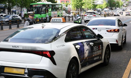 경찰, 2달간 우회전 일시정지 위반 집중단속