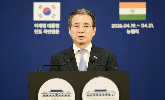 인도 순방 브리핑하는 김용범 정책실장