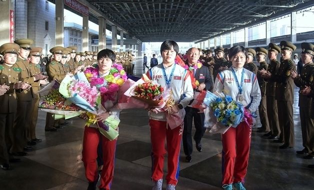 北, 아시아유술선수권 참가 선수단 귀환