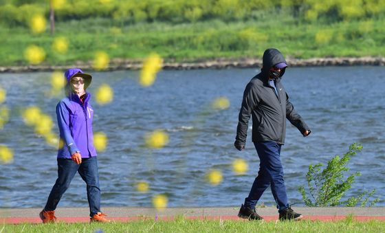 초겨울 같은 아침