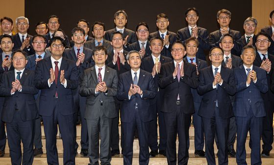 신현송 신임 한은 총재 취임식