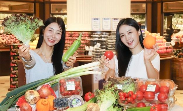 신세계백화점, 지구의 날 맞아 친환경 농산물 특가 행사 진행