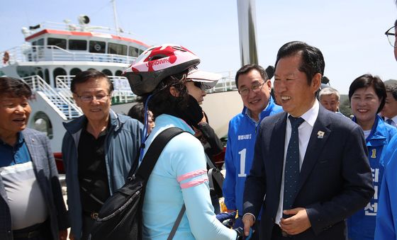 통영 욕지도 도착한 정청래 대표