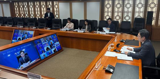 고유가 피해지원금 지급 준비 시·군·구 부단체장 화상 회의