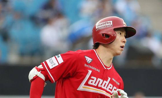 뛰어~ '19경기 연속 안타'