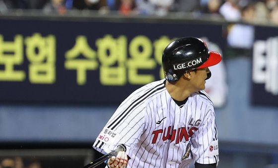 2타점 적시타 송찬의