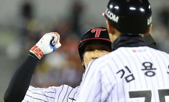 2타점 적시타 송찬의