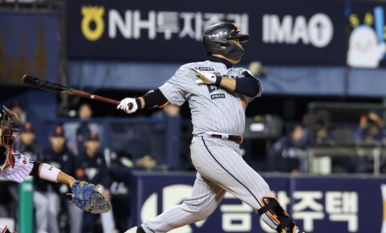 강백호, 추격하는 1타점 유격수 땅볼