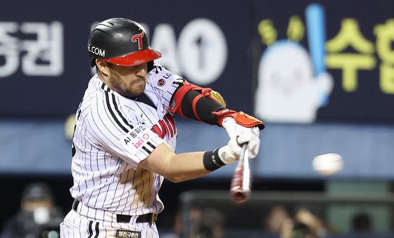 오스틴 1타점 적시타