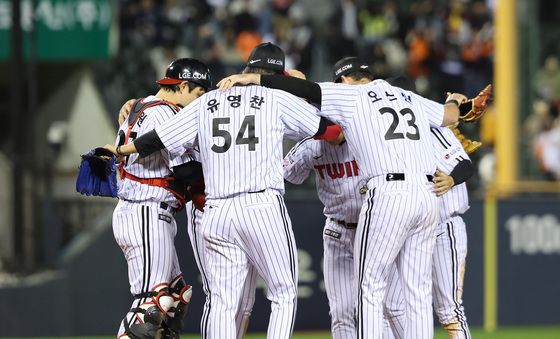 LG, 한화 상대로 6-5 승리