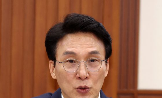 비상경제본부회의 발언하는 김민석 총리