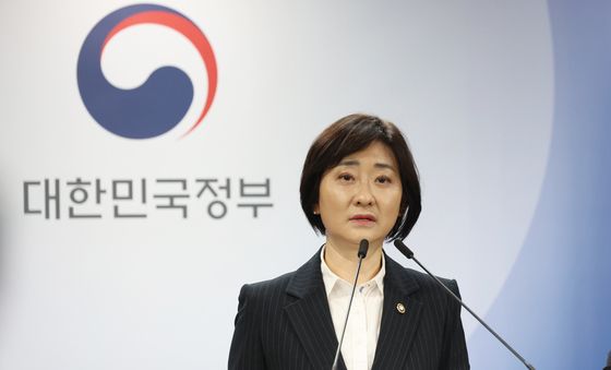 아동학대 예방 및 대응 강화방안 브리핑하는 이스란 차관