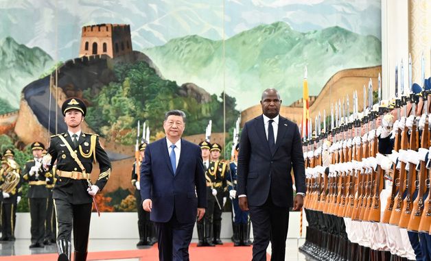 [포토] 모잠비크 대통령 환영하는 中시진핑 주석