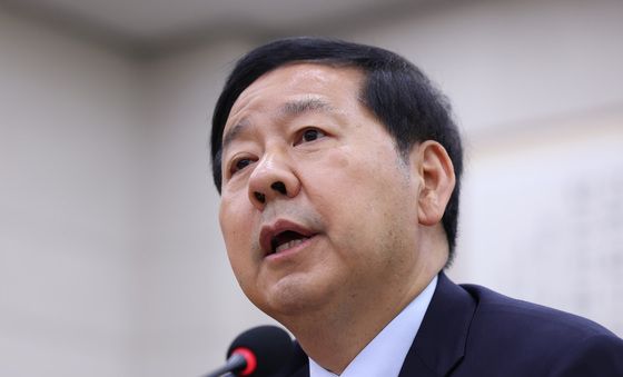 답변하는 구윤철 부총리